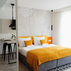 Riva Hotel